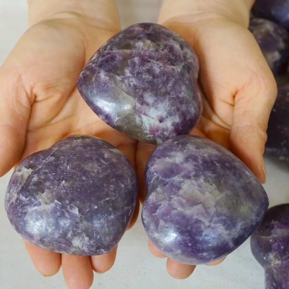 ✨Charged✨ Lepidolite Gemstone Hearts - Picture 7 of 9